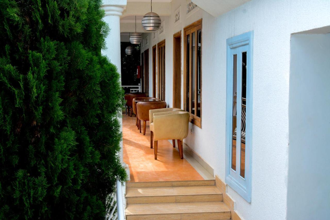 Cari Hotel Kigali Luaran gambar