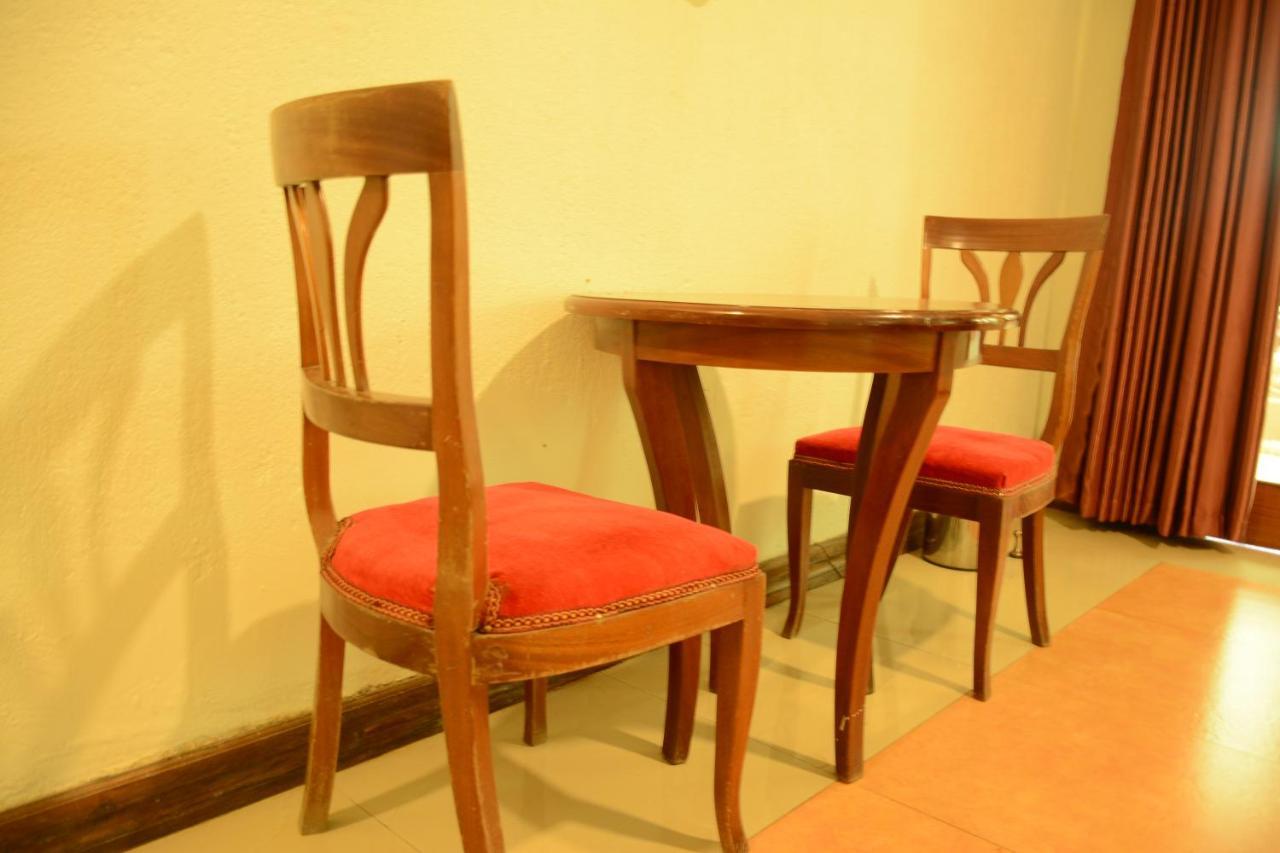 Cari Hotel Kigali Luaran gambar