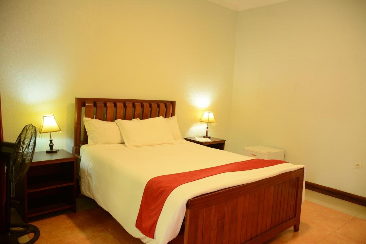 Cari Hotel Kigali Luaran gambar